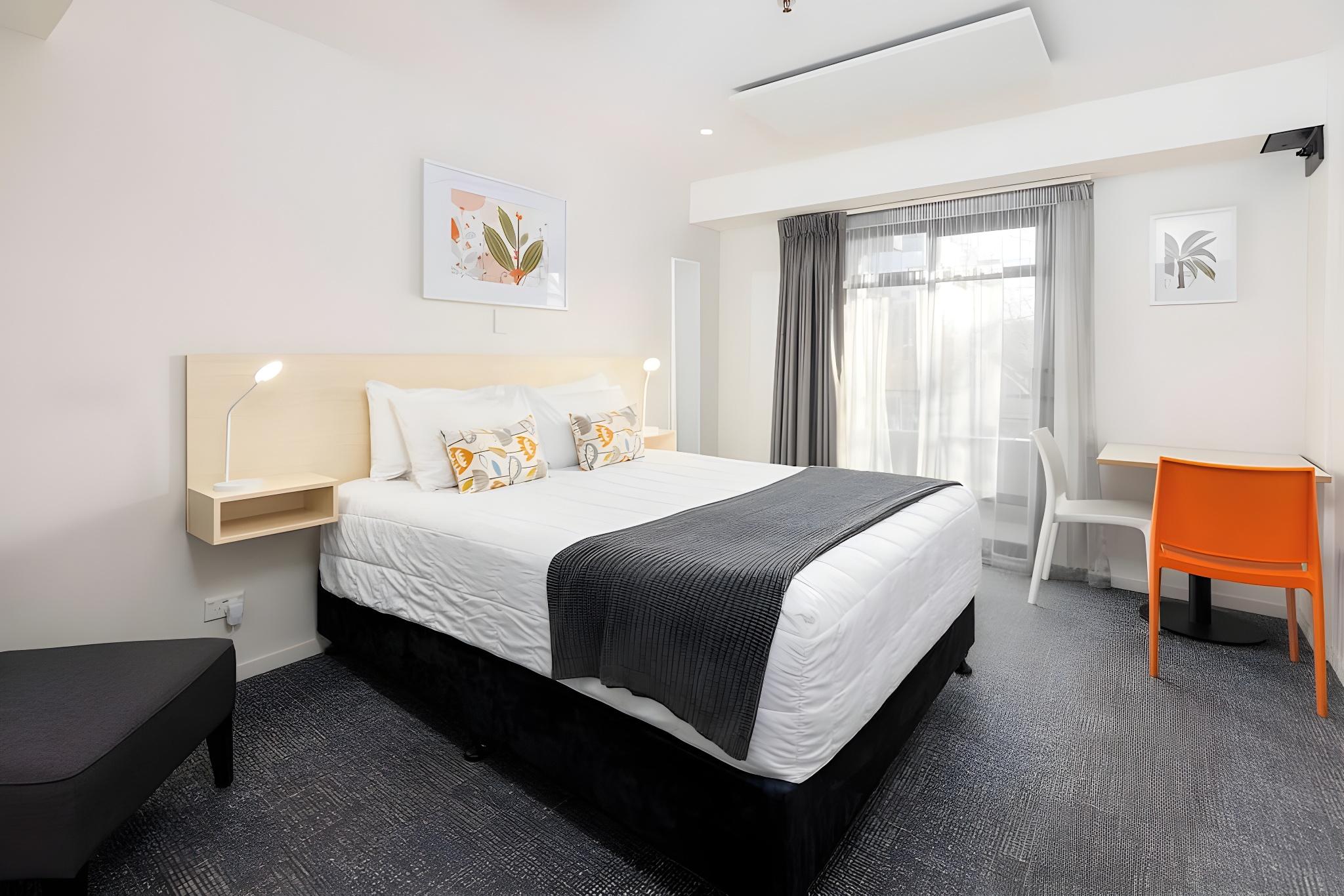 Classic, Double Bed, Shared Bathroom