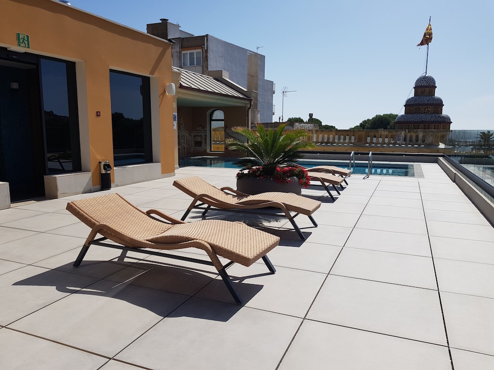 Elke Spa Hotel 64/74