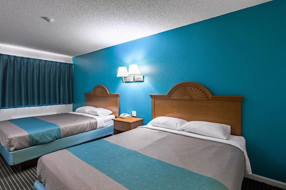 Motel6 Azle, TX 15/38