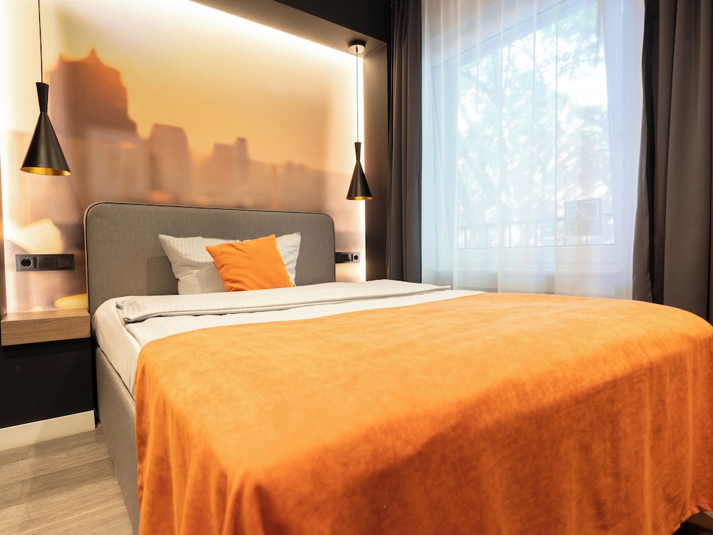 JustStay Ratingen Hotel & Apartments 12/50