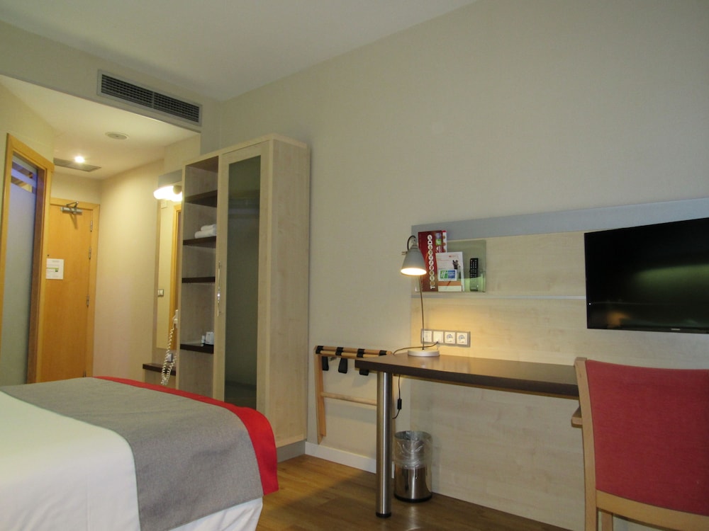 Holiday Inn Express Valencia Bonaire 22/50