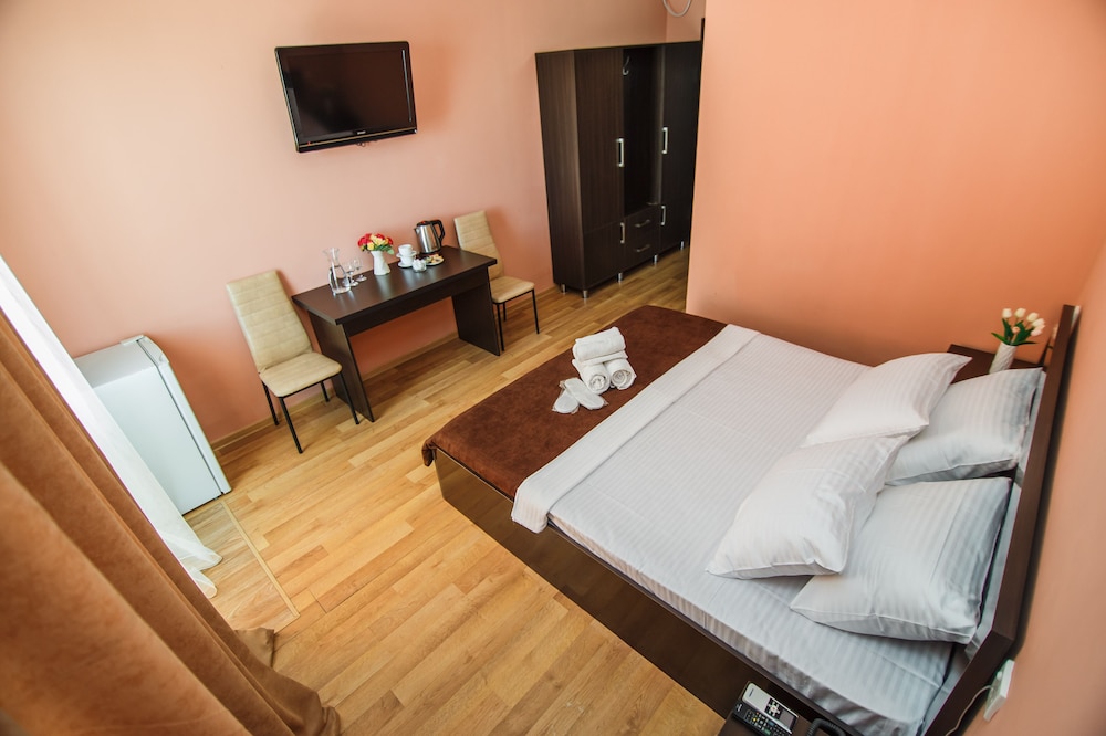 Hotel Egrisi 14/37