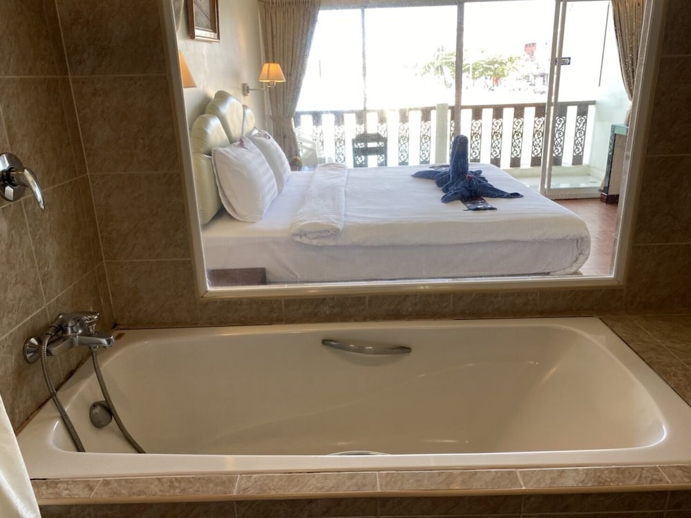 At Sea Residence 17/50