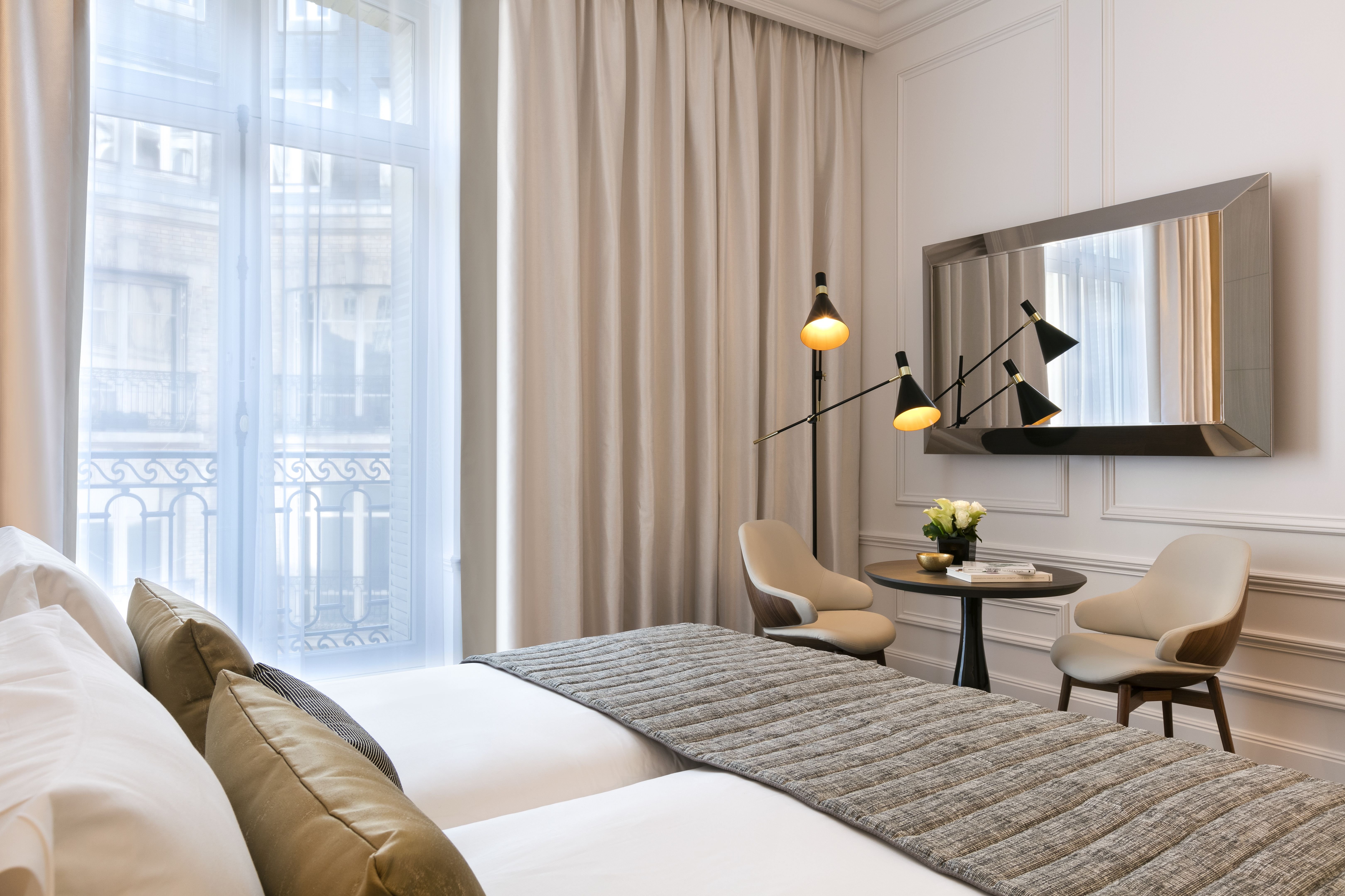 La Clef Champs-Elysees Paris By The Crest Collection 36/63