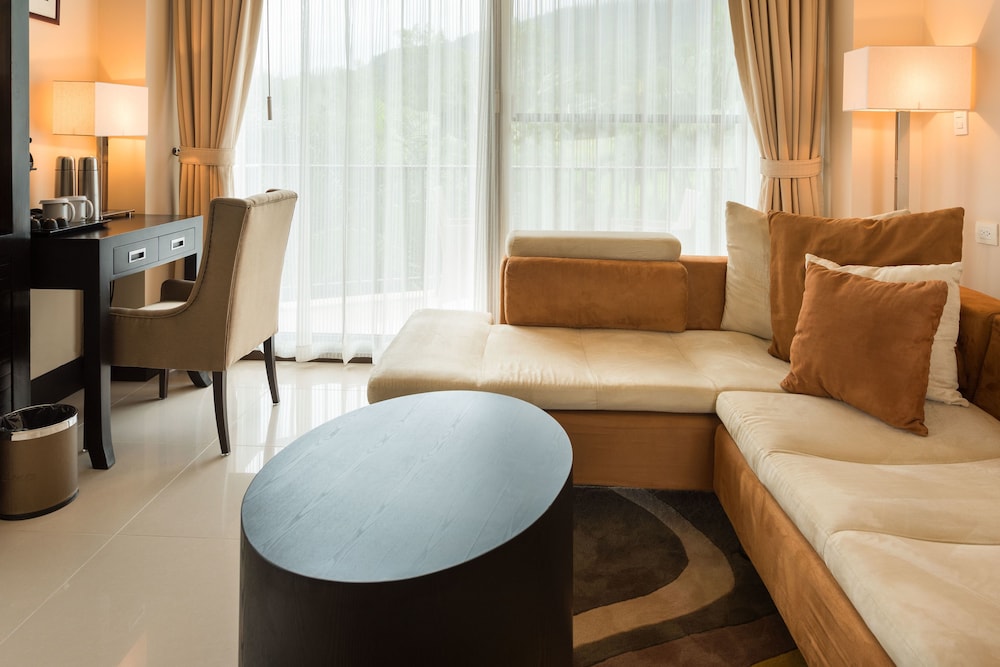 Royal Corin Thermal Water Spa and Resort 52/68