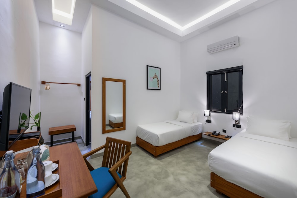 COMFORT, TWIN BEDS, ACCESSIBLE