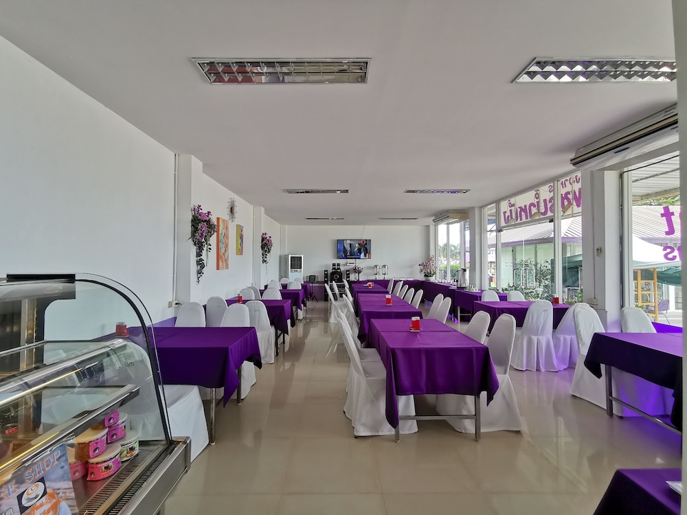 Phet Cha-am Plaza & Resort 34/43