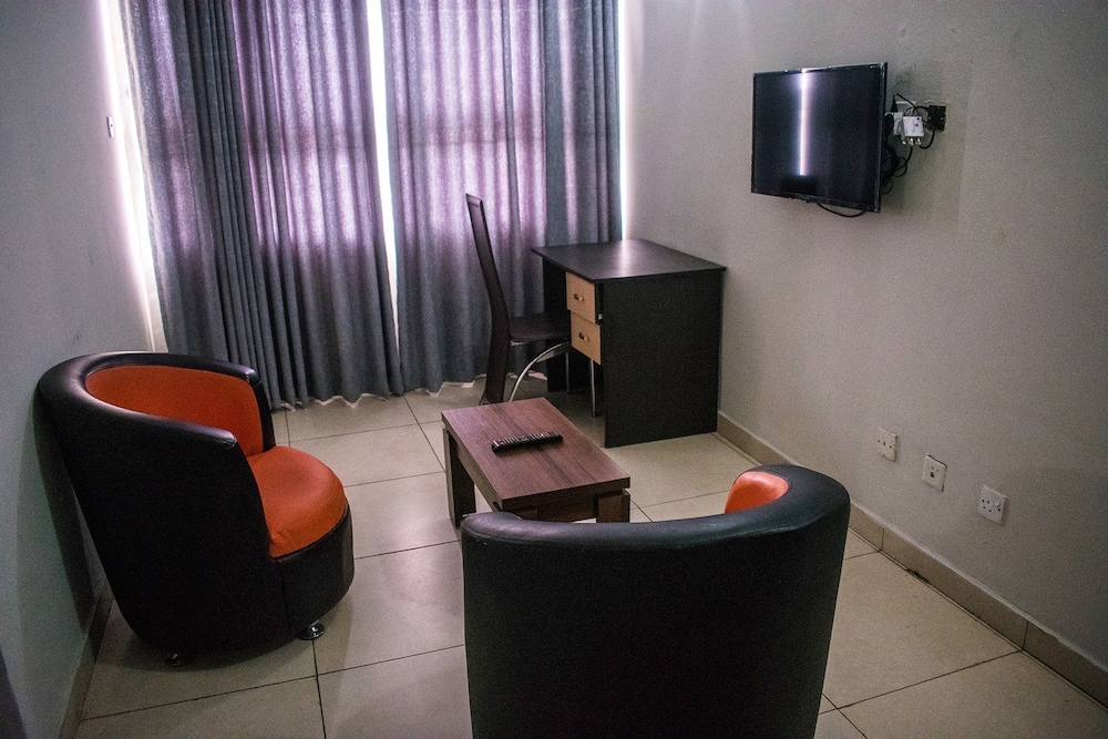 Dbi Guest House 32/50