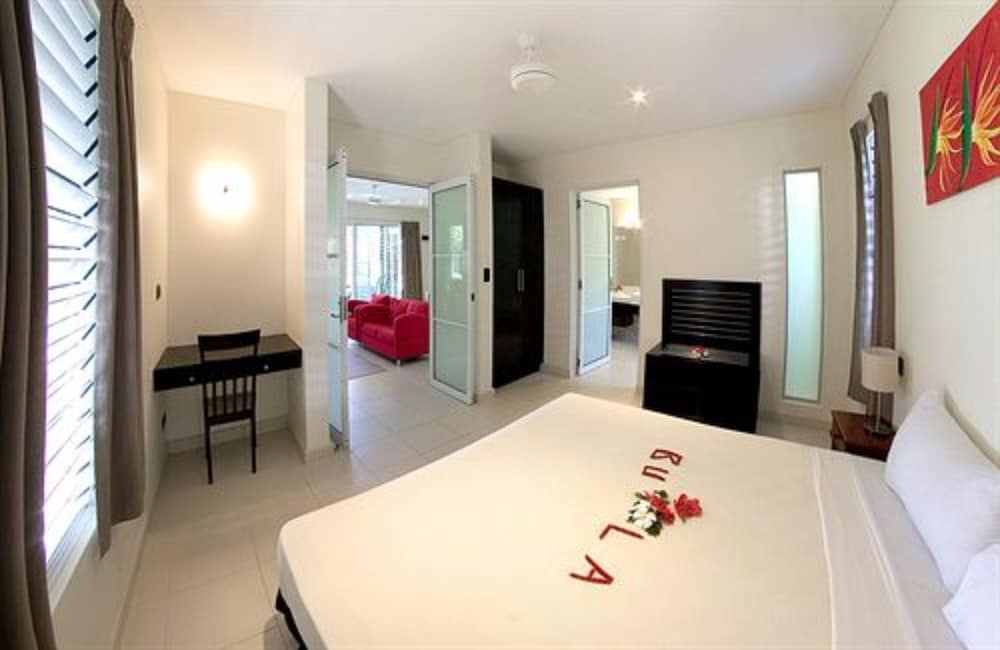 1 Bedroom, Tropical, Apartment, King Bed, Sofa