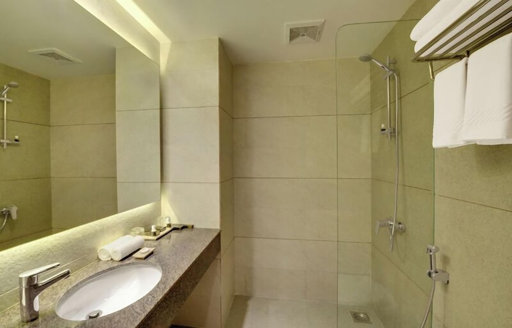 Hotel Suba Elite 41/44