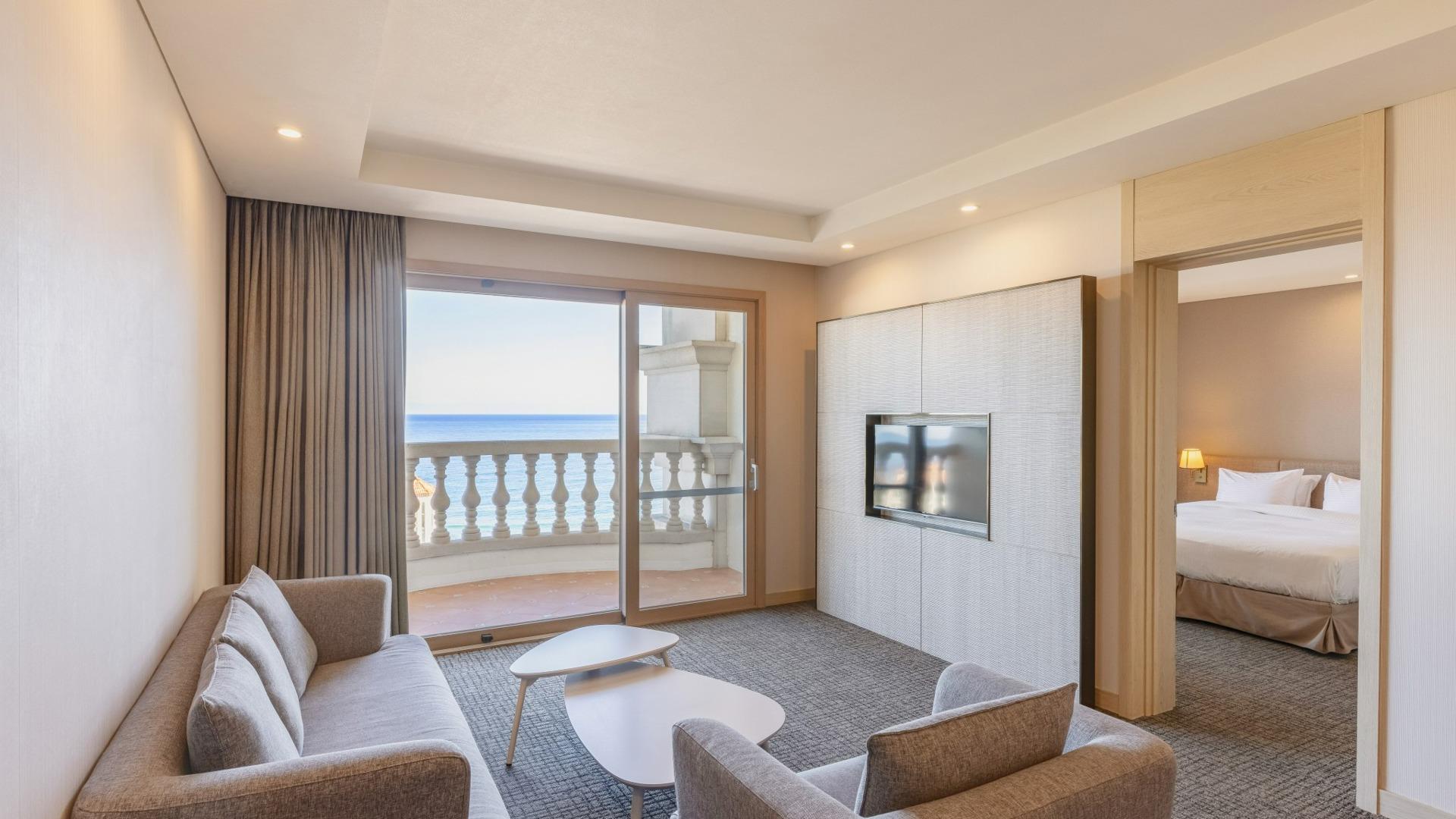 Executive, Family, Twin Beds