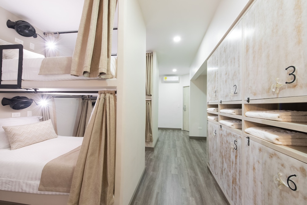 Medellin Vibes Hostel 69/70