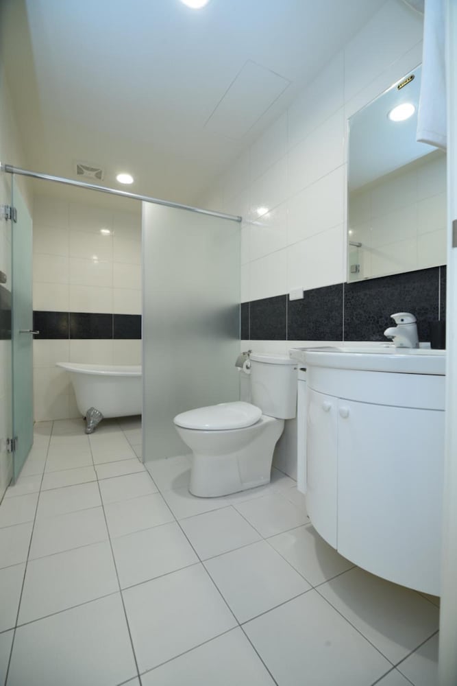 Chuan Cheng Castle Hotel 43/44