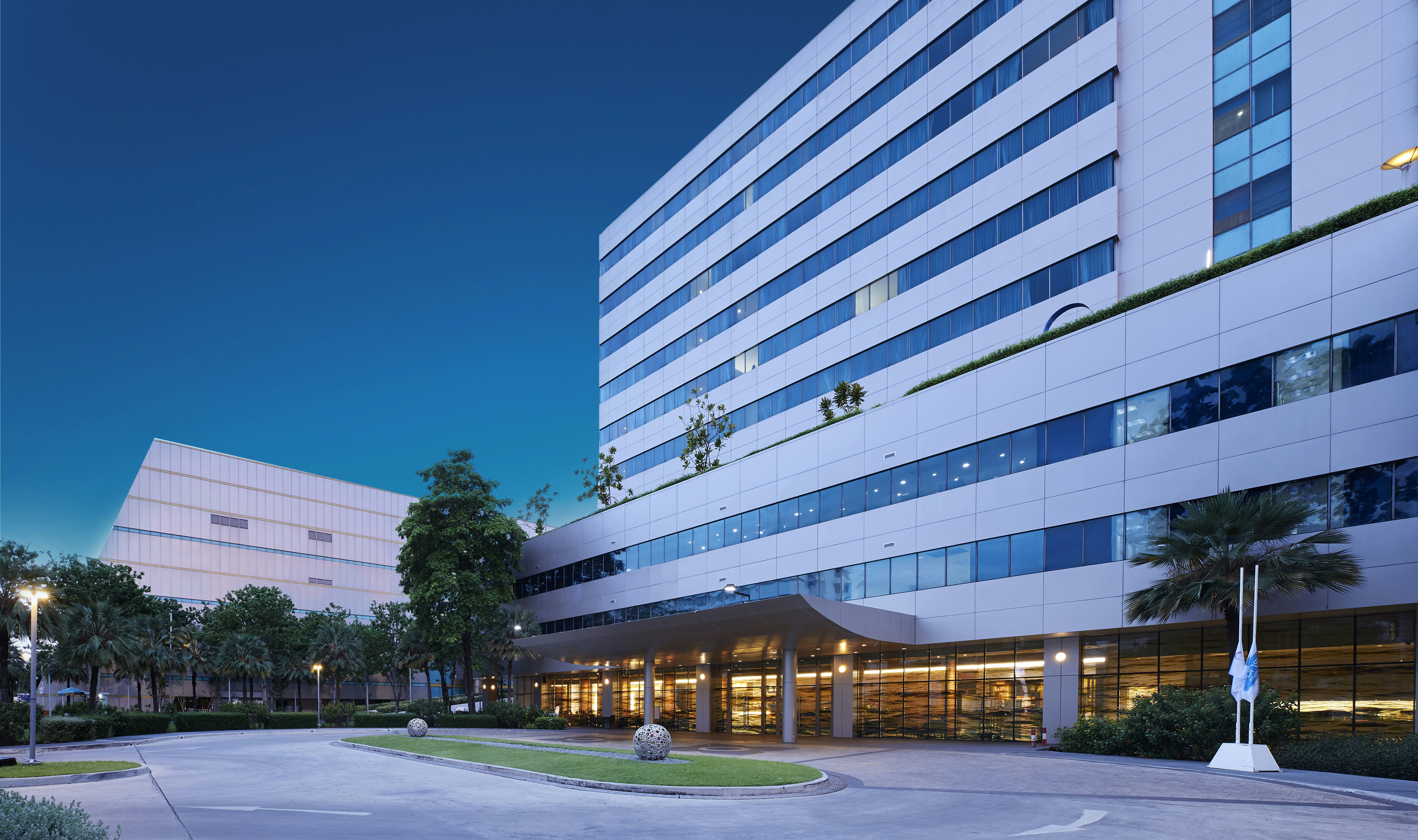 Centara Life Government Complex Hotel and Convention Centre Chaeng Watthana 70/77