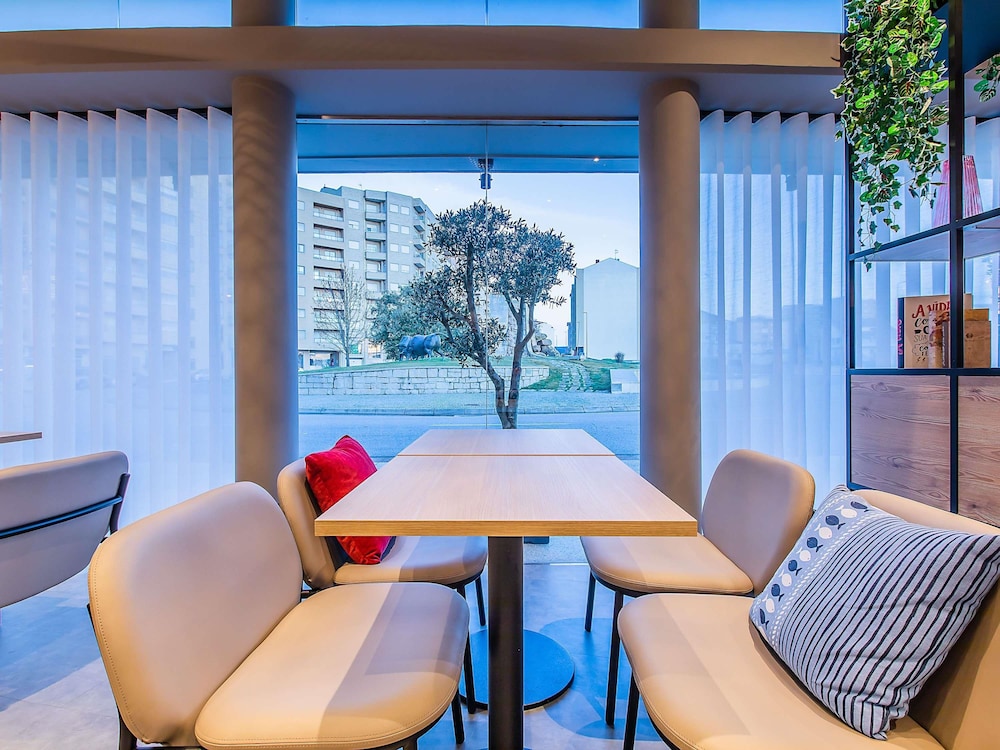 Ibis Braganca Hotel 44/64