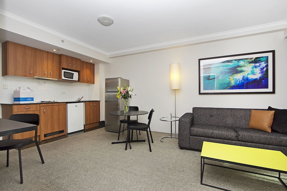 Mantra Parramatta 49/72