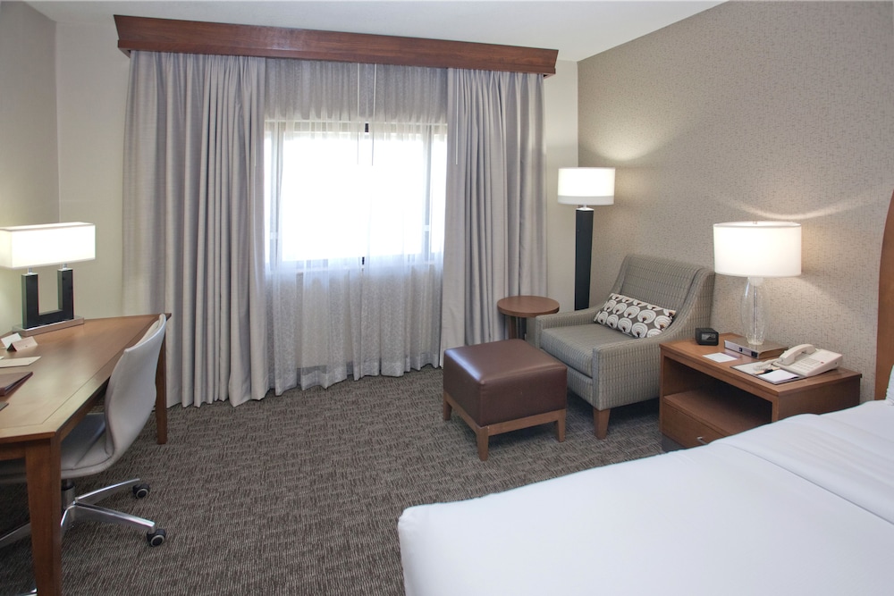 DoubleTree by Hilton Hotel Los Angeles Rosemead 36/42