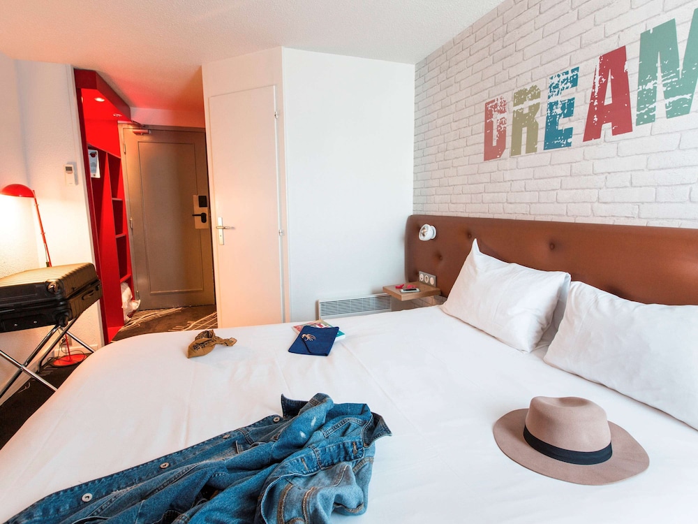 Ibis Styles Chartres 17/50