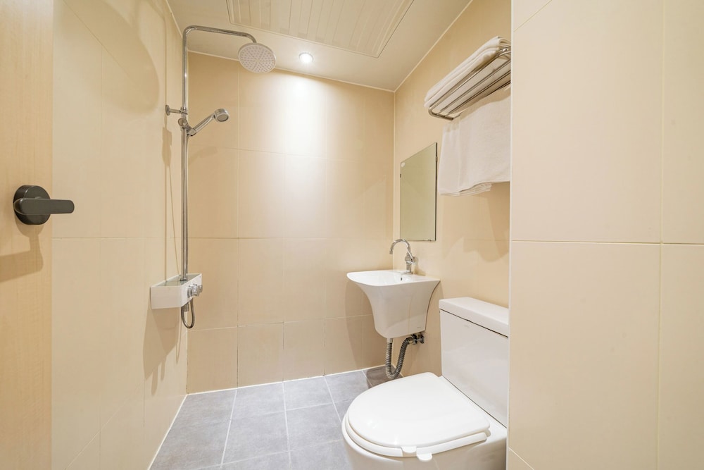 Incheon Airport Hotel Oceanside 75/75