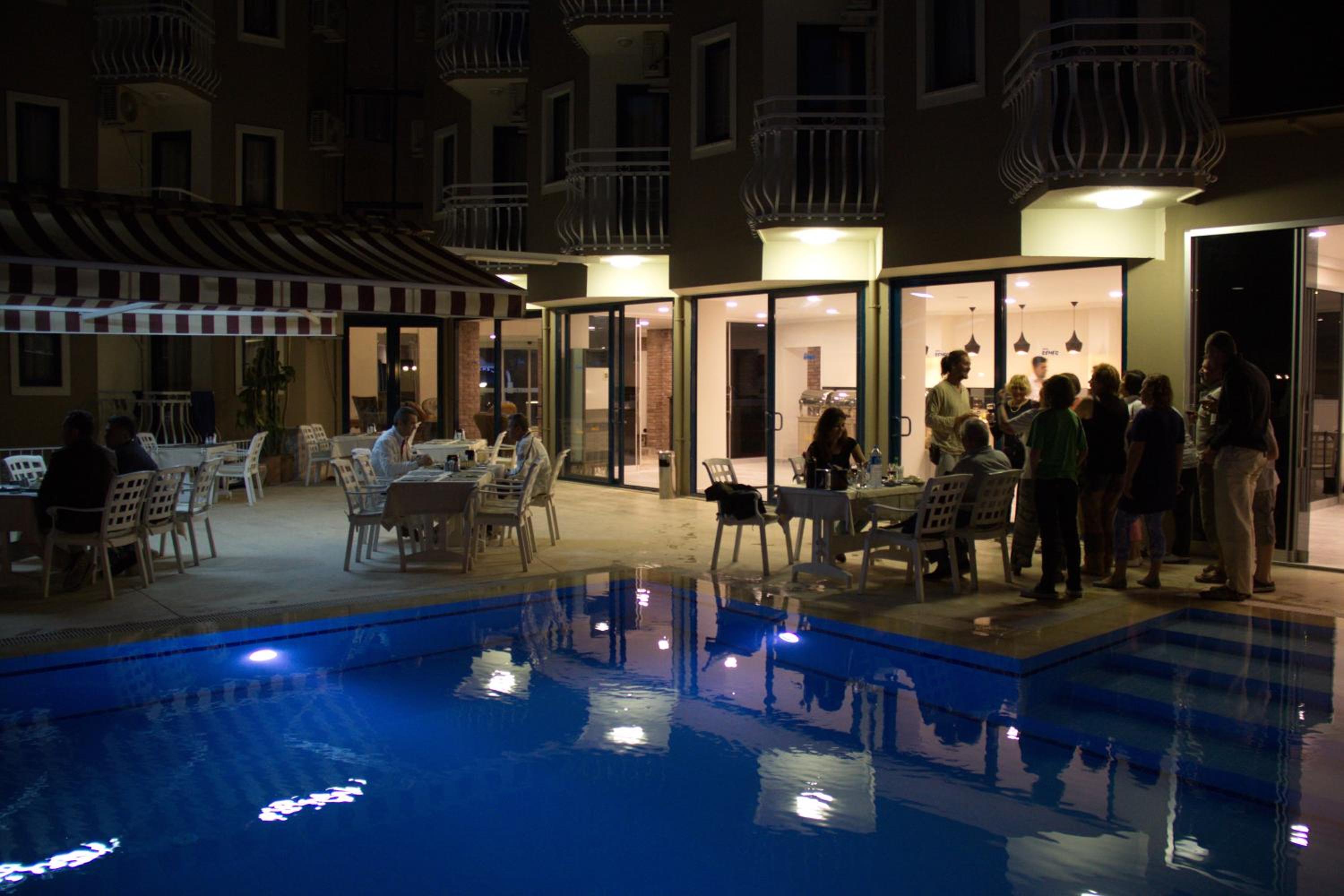 Remer Hotel 46/50