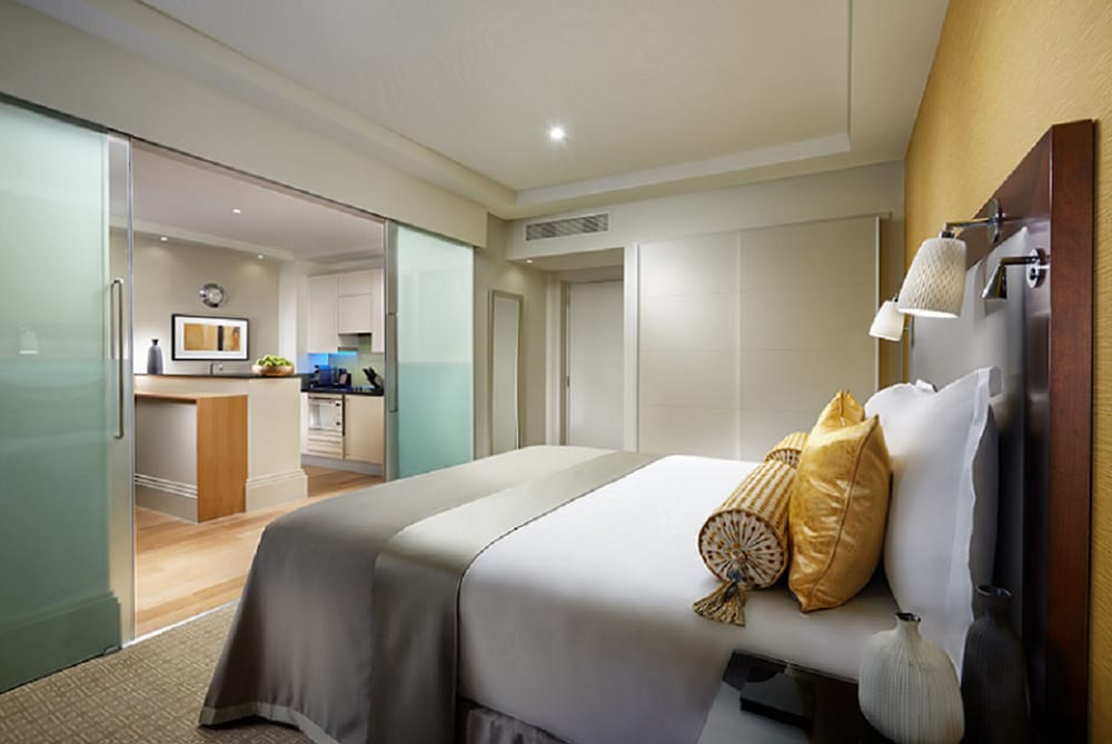 51 Buckingham Gatetaj Suites Residences 31/83
