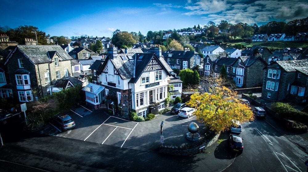 Windermere Boutique Hotel 46/50