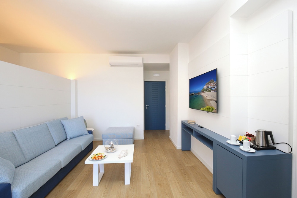 Riviera Castelsardo Hotel 46/60
