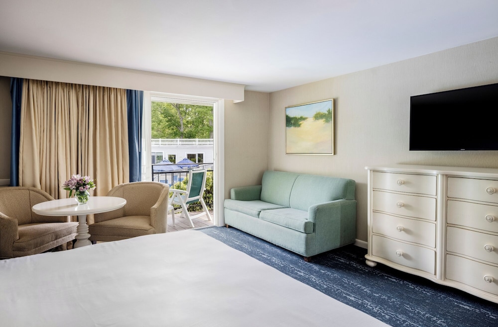 Blue Rock Resort 46/70