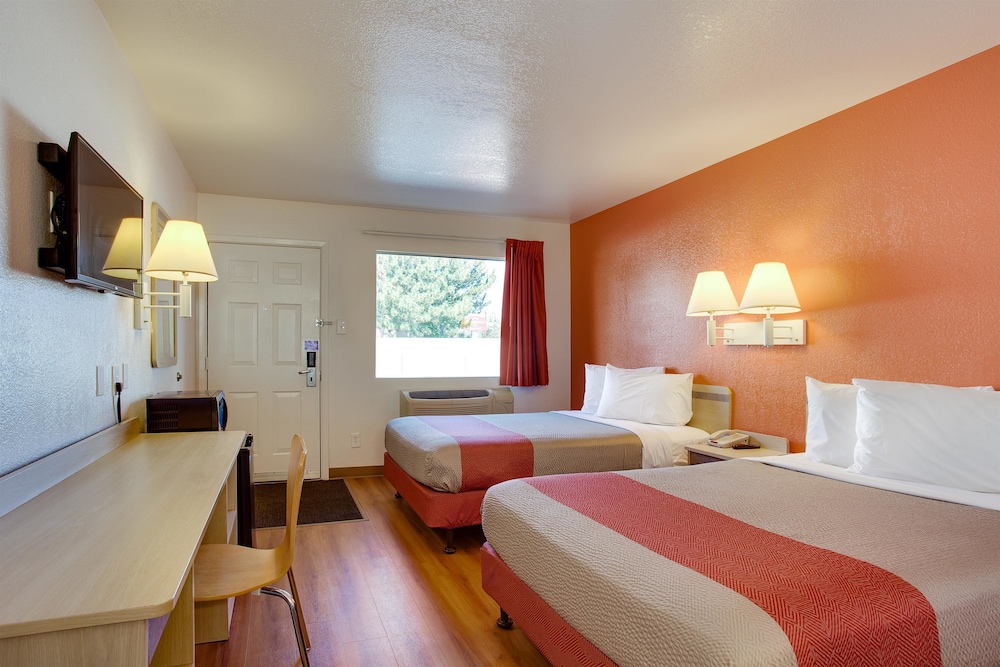 Motel6 Albuquerque Nm Carlisle 14/54