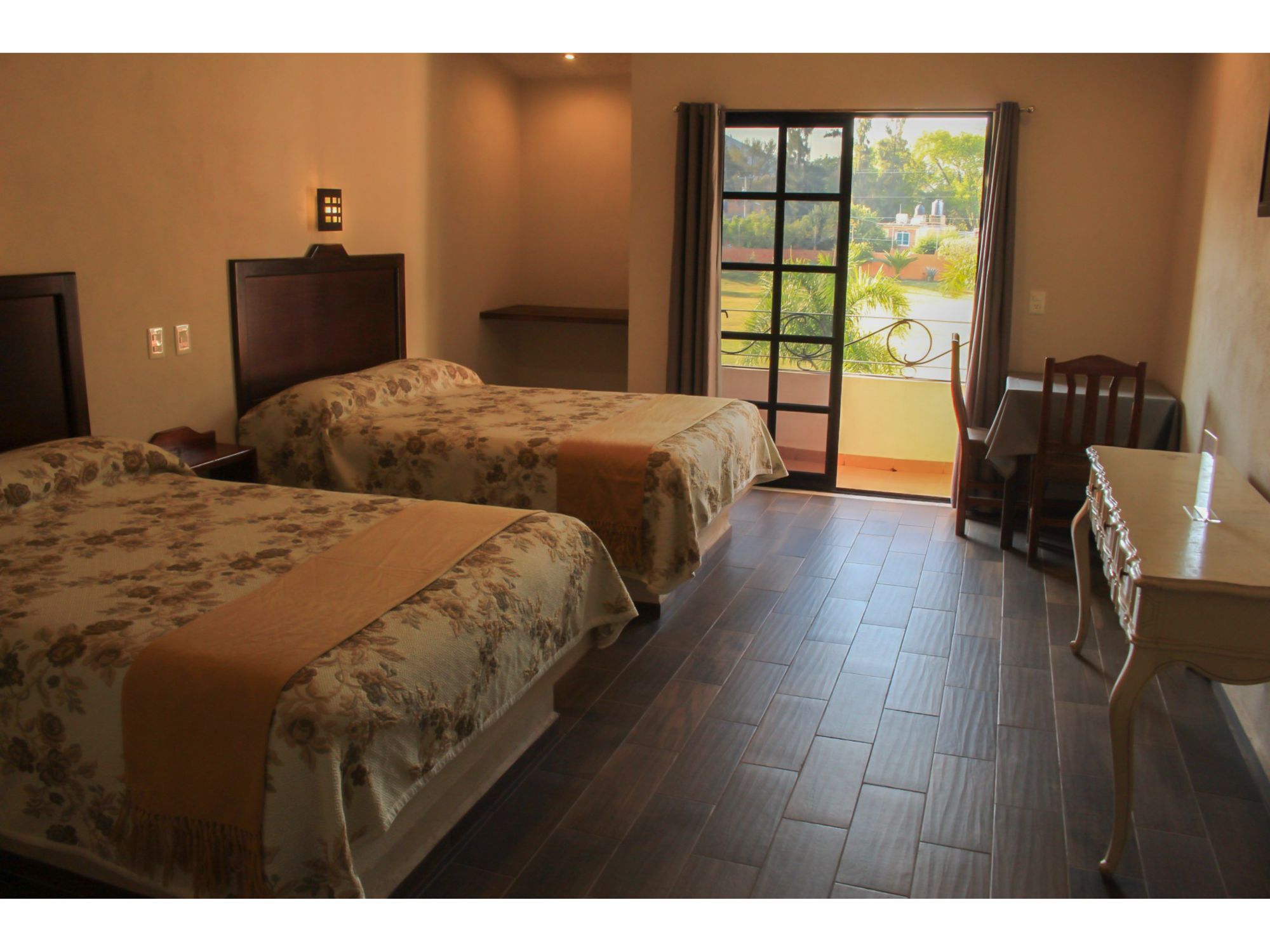 Hotel Meson del Puente 10/27