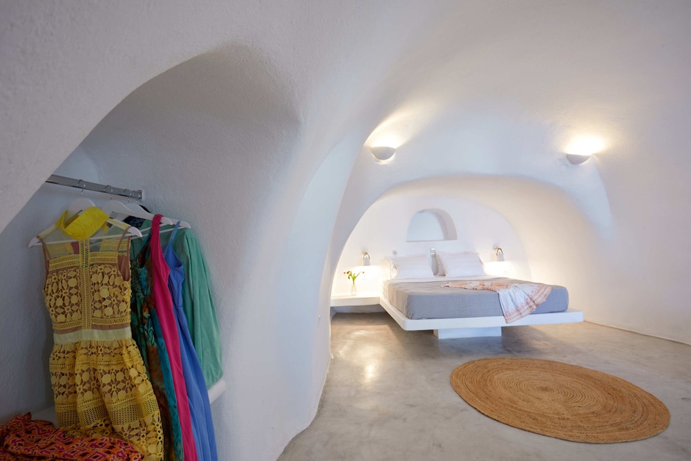 Diamond Luxury Suites 42/50