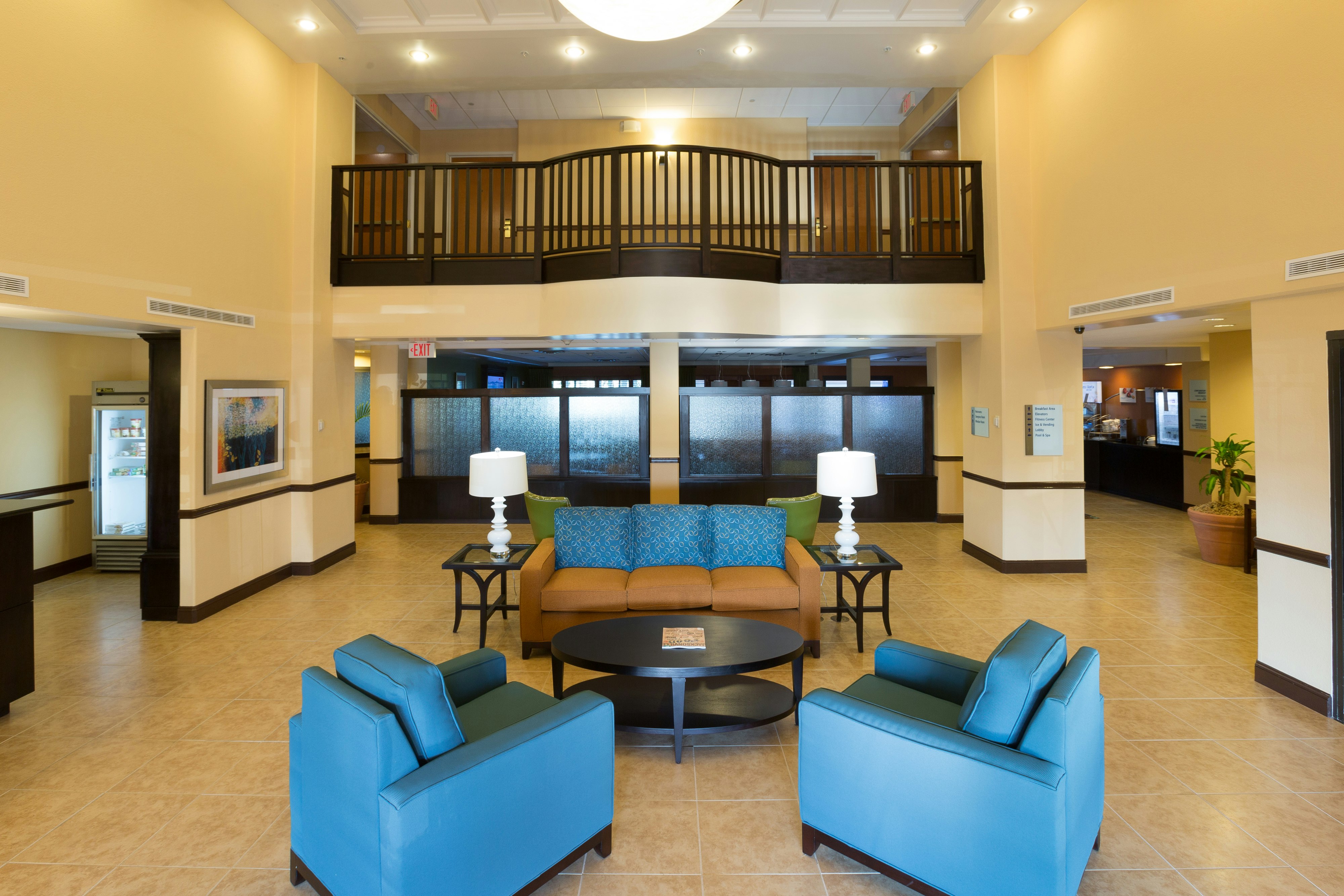 Holiday Inn Express Suites Jacksonville Airport 44/63