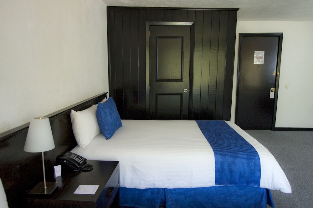 Hotel Victoria Oaxaca 9/50