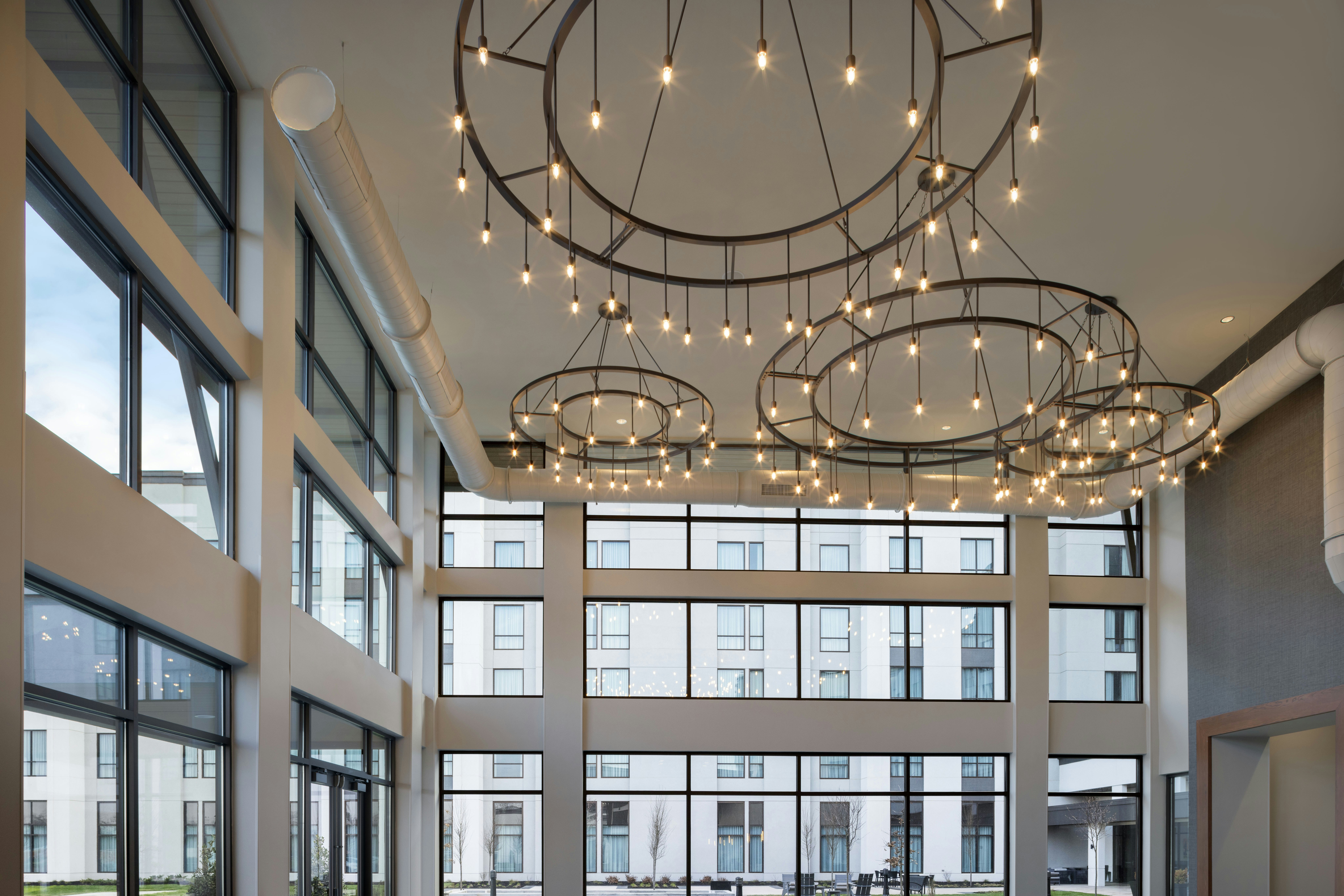 Embassy Suites Bowling Green Ky 7/33