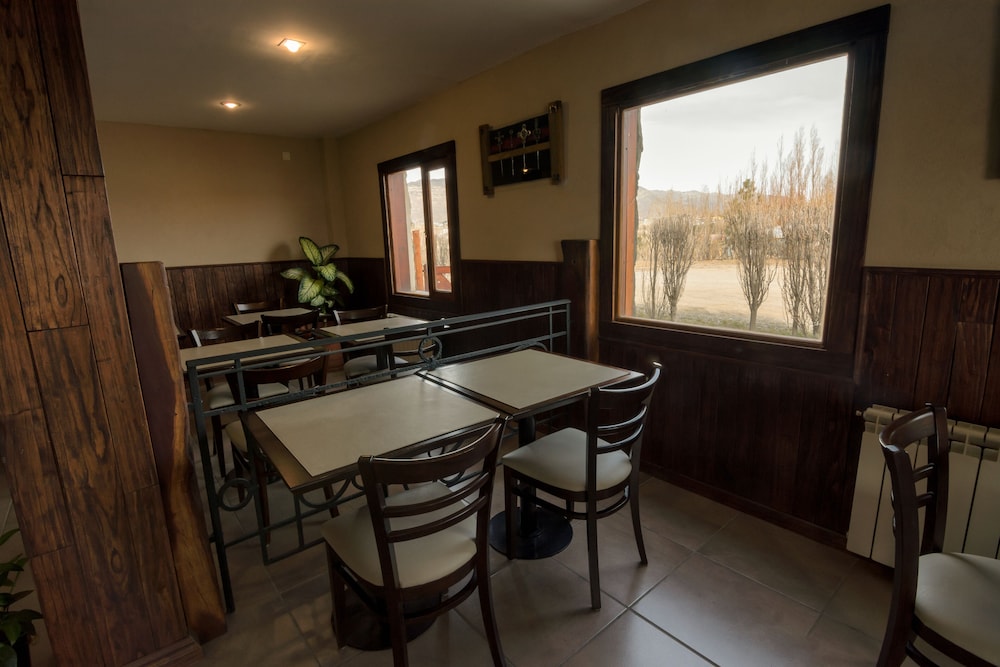 Hosteria Puerto San Julian 60/75
