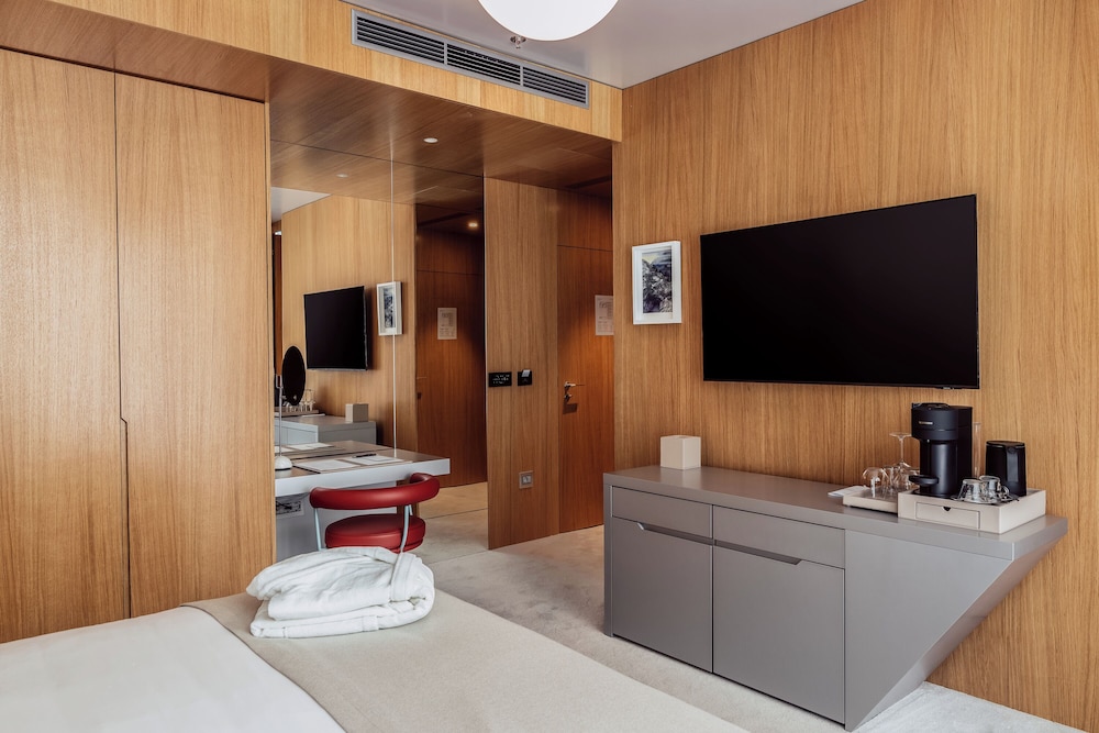 Lobby at Met Boutique Hotel, ZAGREB
