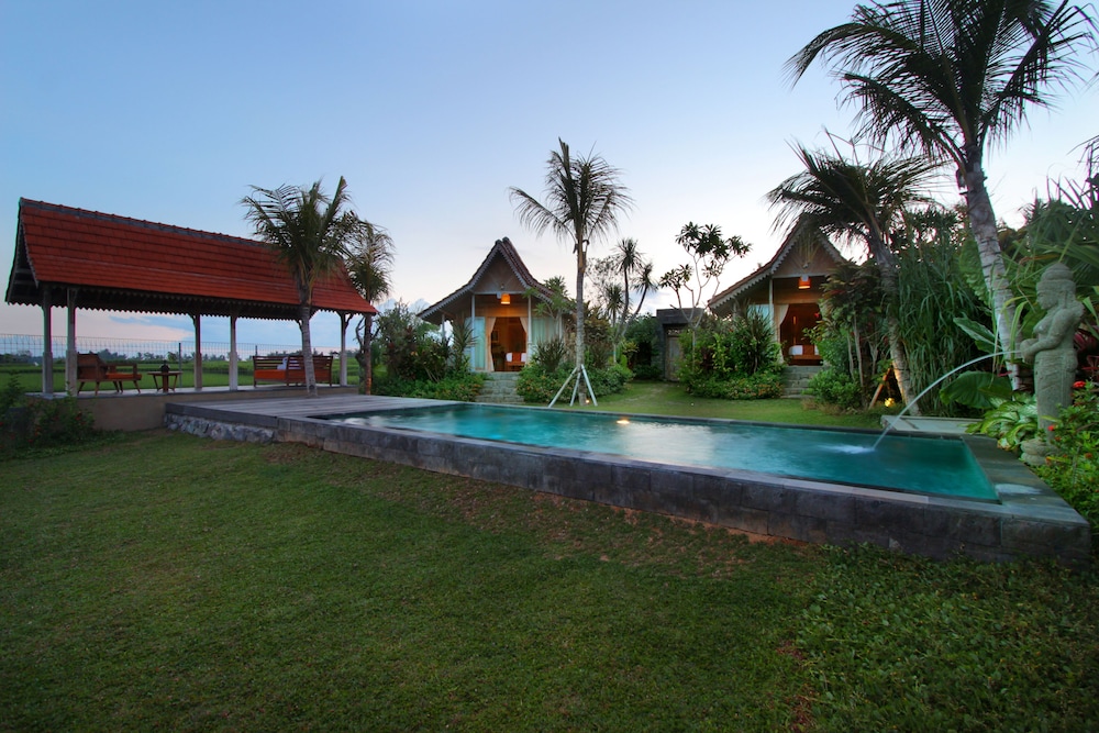 Suarti Boutique Village 35/50