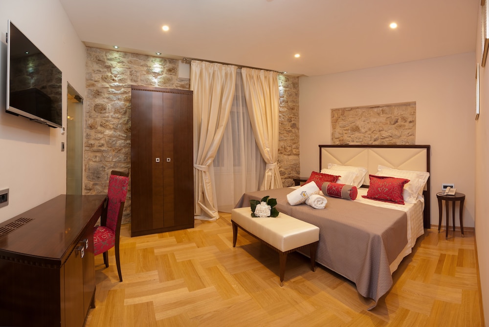 Heritage Hotel Antique Split 19/60