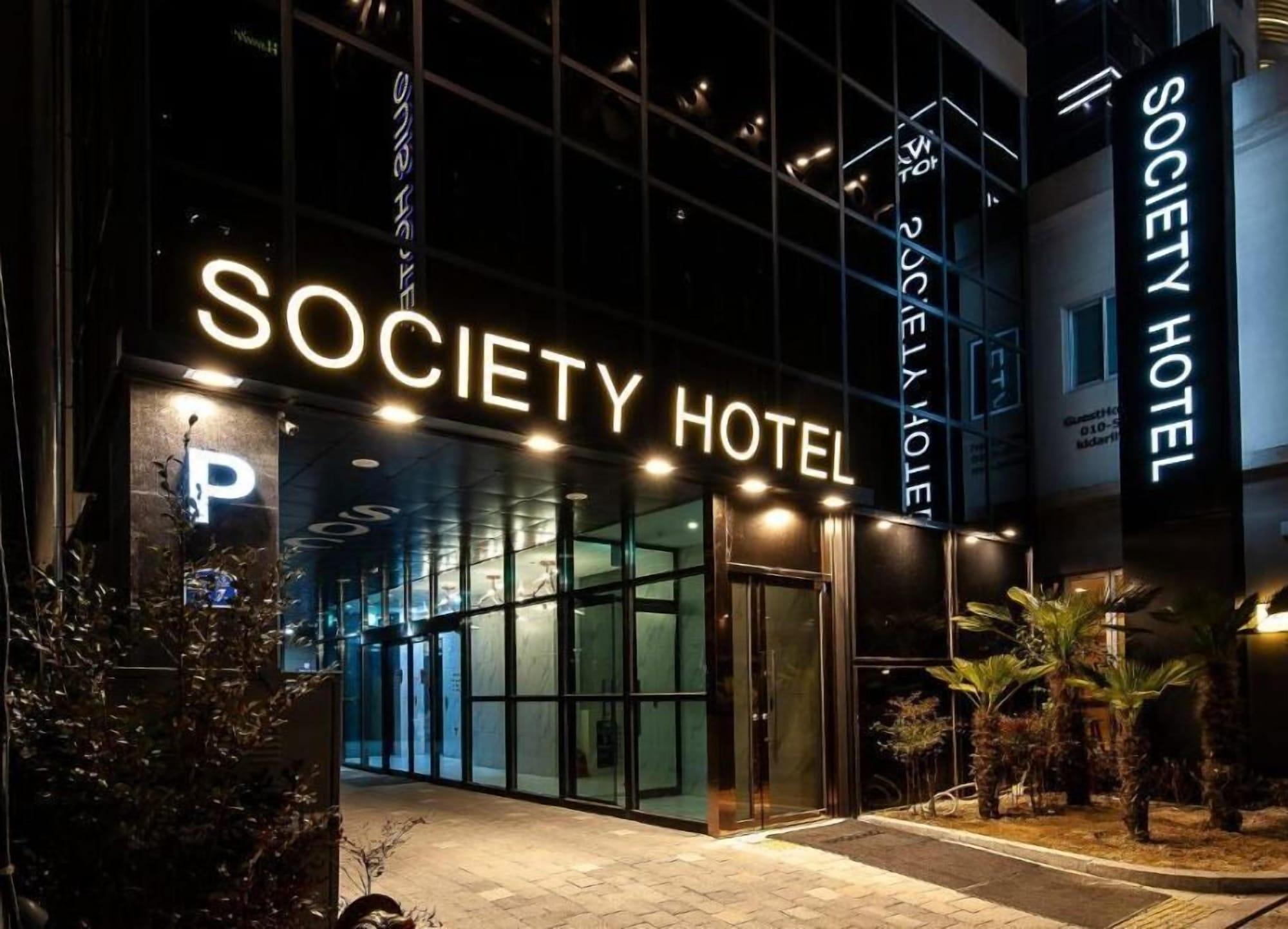 Hotel Society 3/54