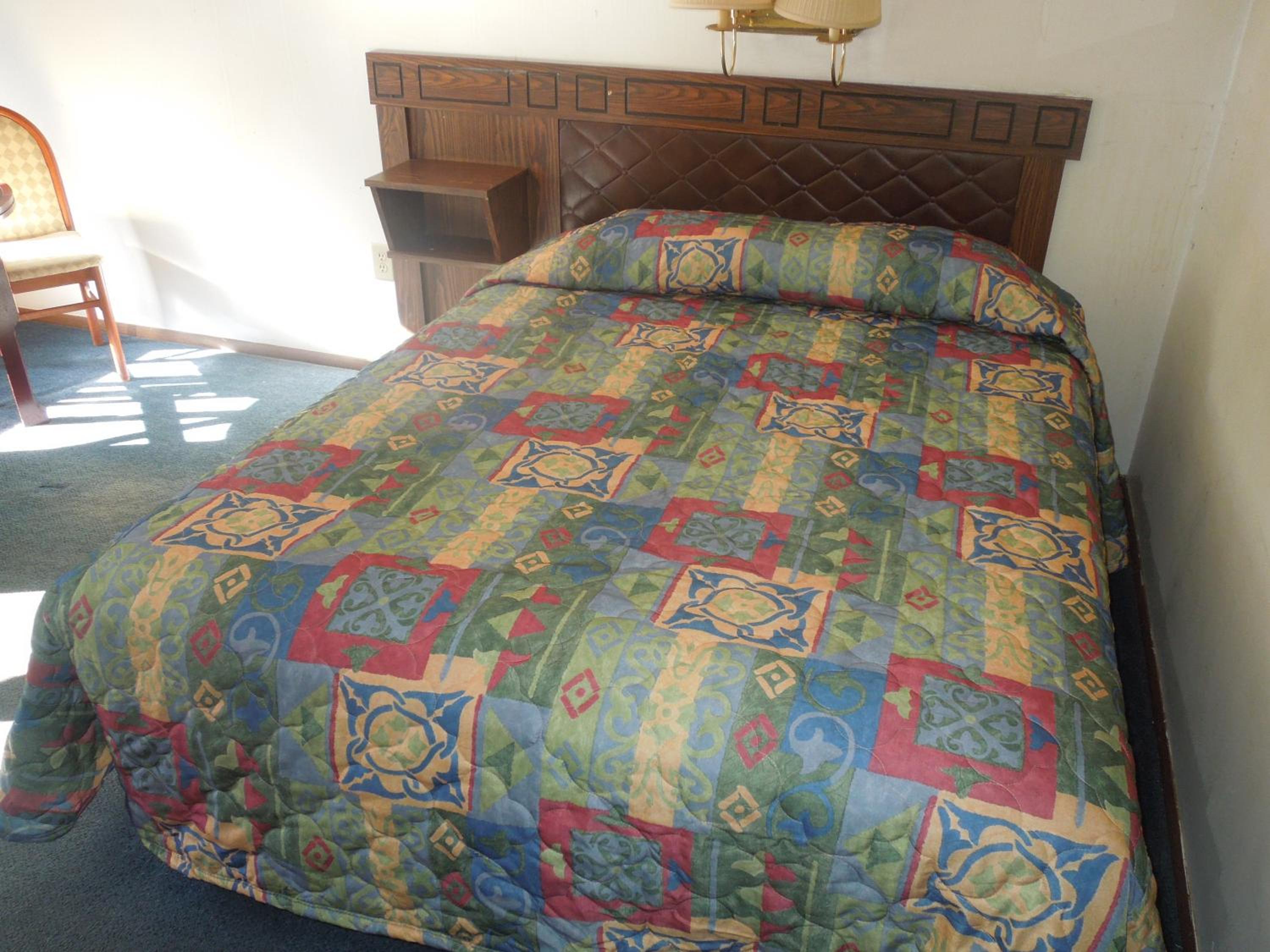 Xenia Country Inn 36/40