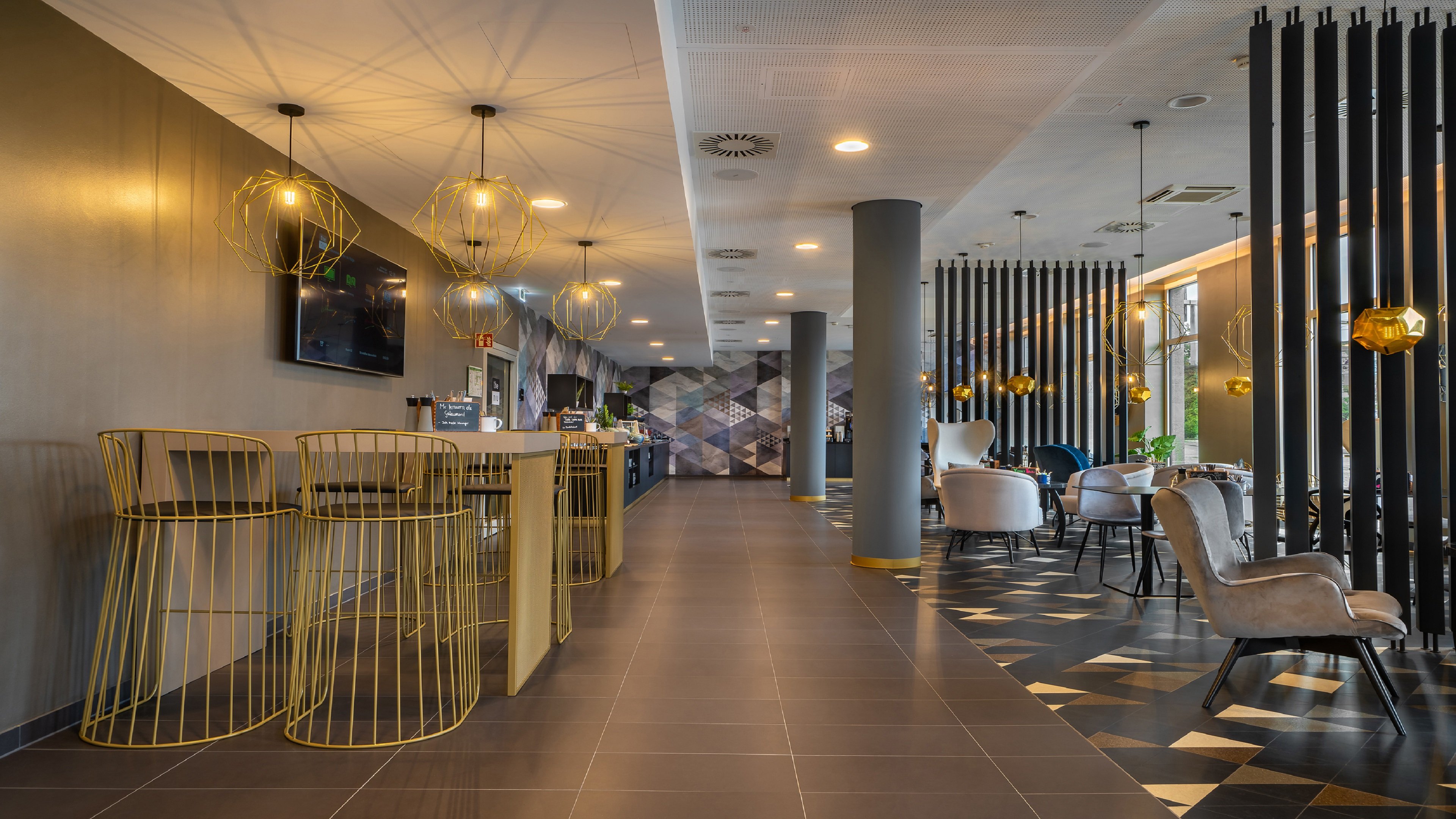 Holiday Inn - the niu, Ridge Halle Central Station, an IHG Hotel 33/39