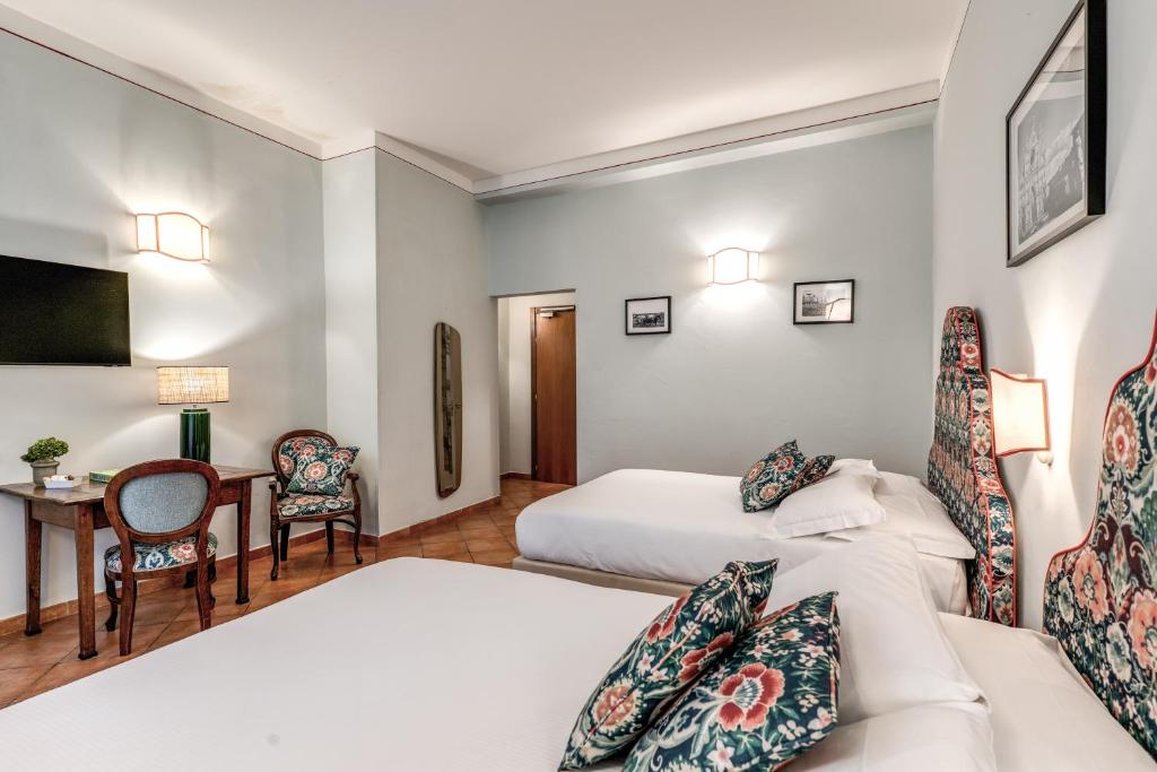The Galileo Hotel 32/61