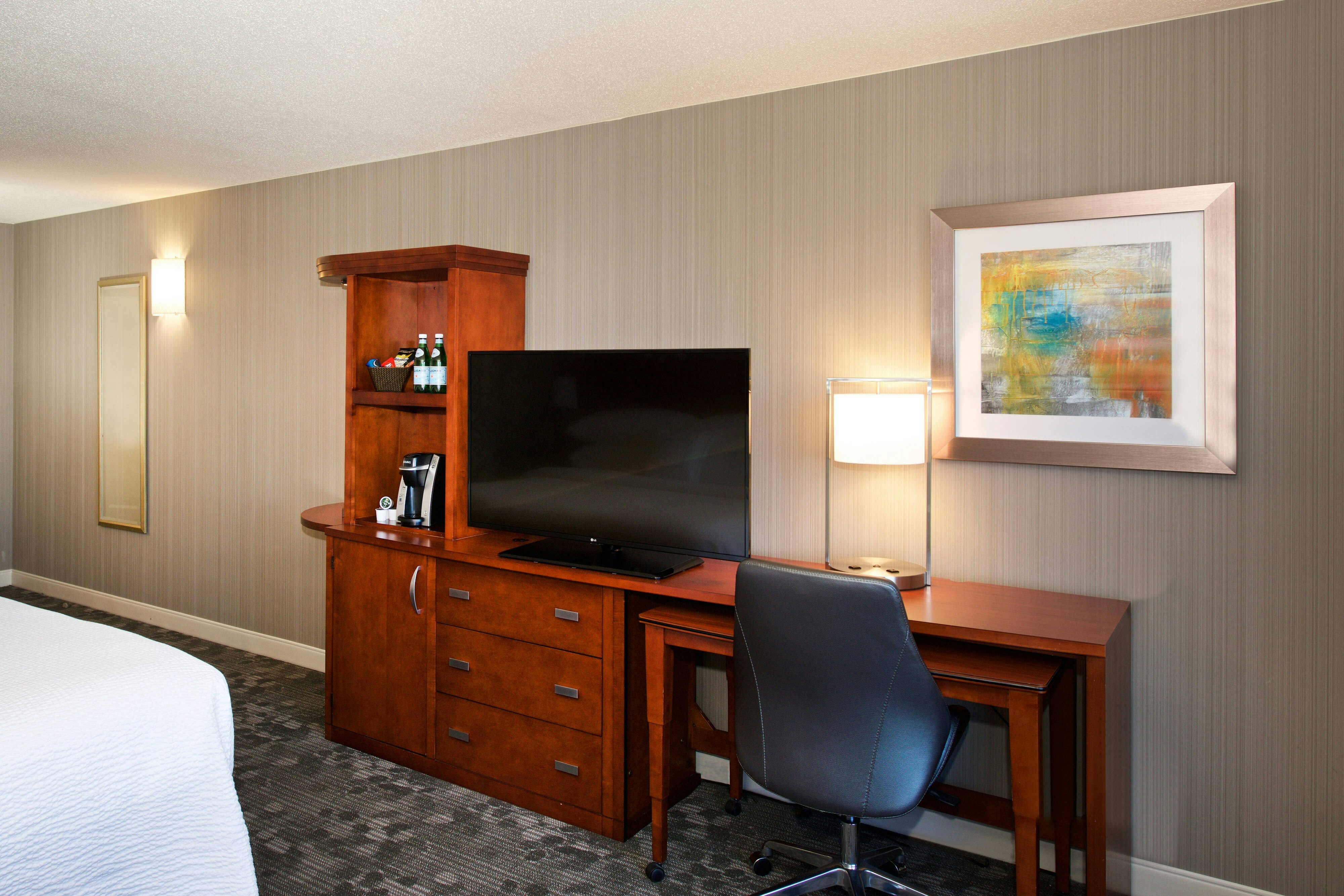 Courtyard by Marriott Boston Billerica Bedford 16/22