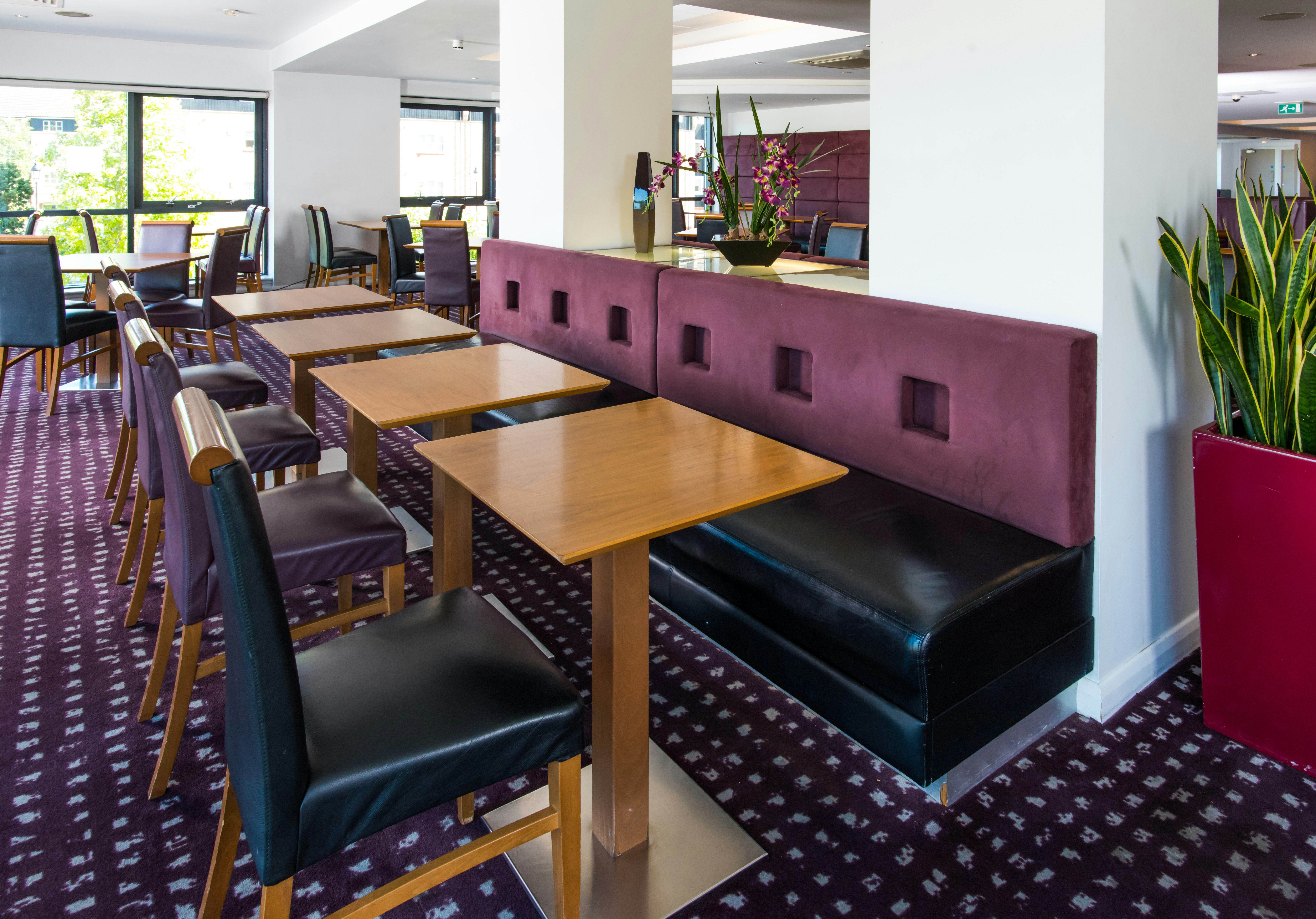 Holiday Inn Express Hemel Hemptstead 13/15