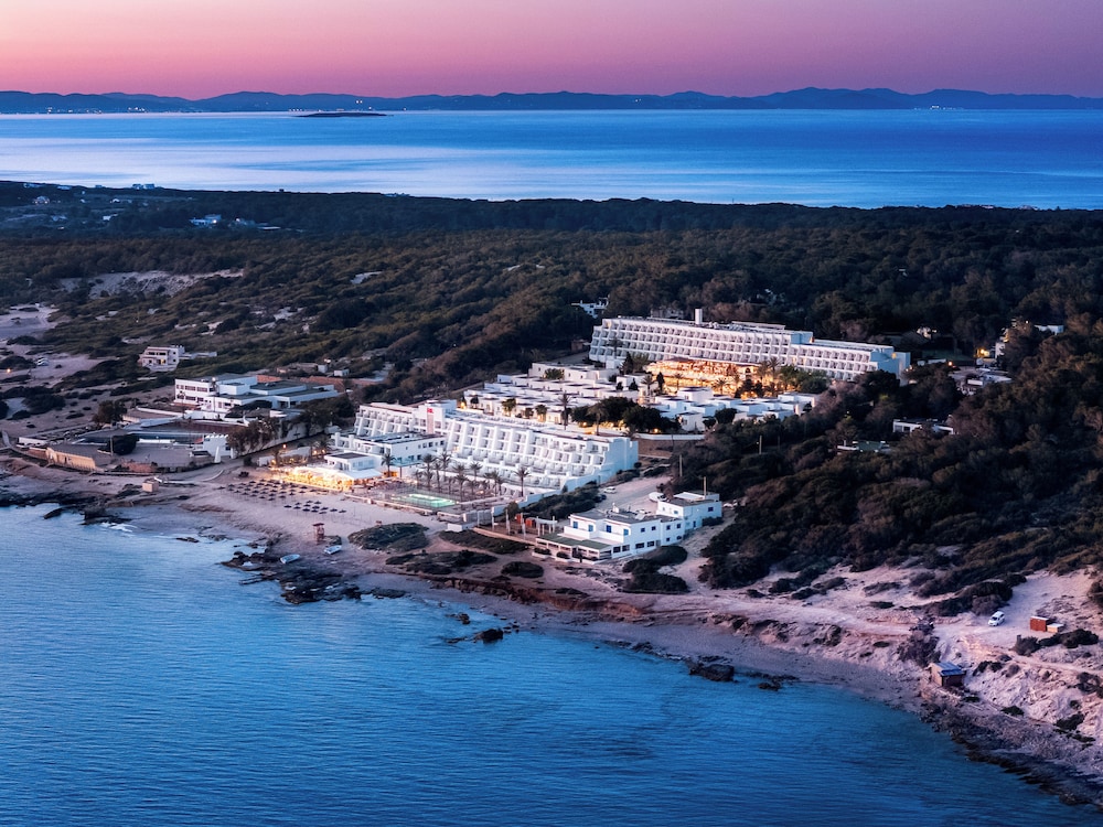 Hotel Riu Palace La Mola 75/78