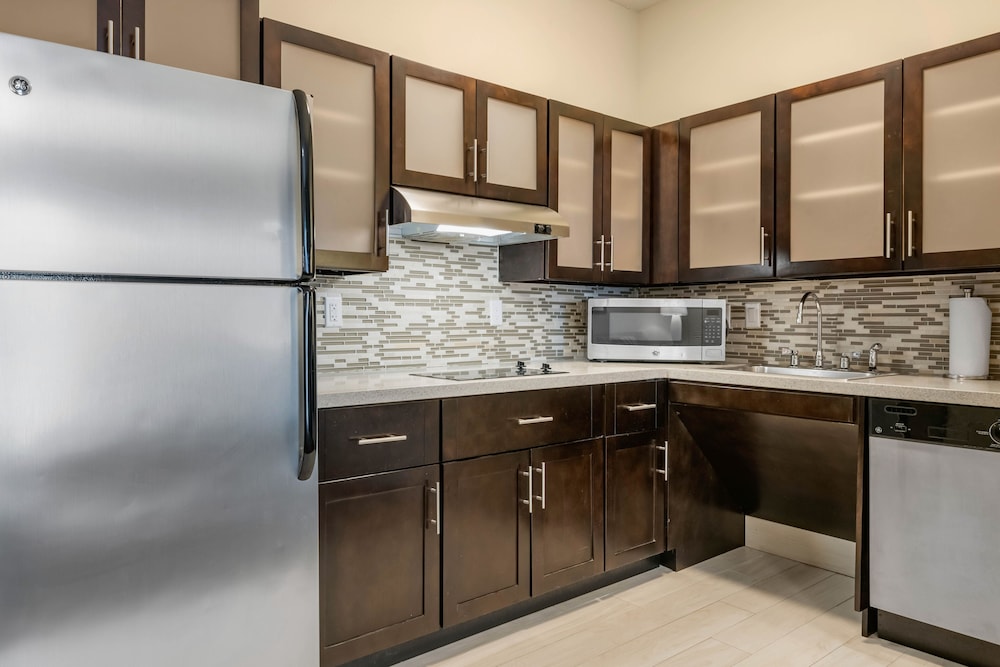 Staybridge Suites St. Petersburg FL 12/79