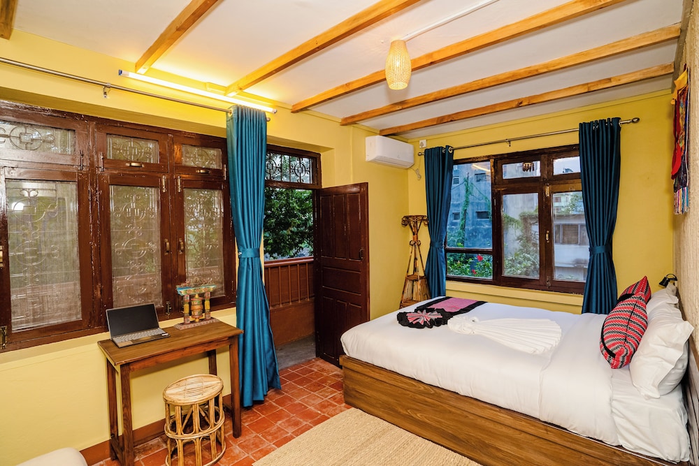 Nepali Heritage Hotel 16/50