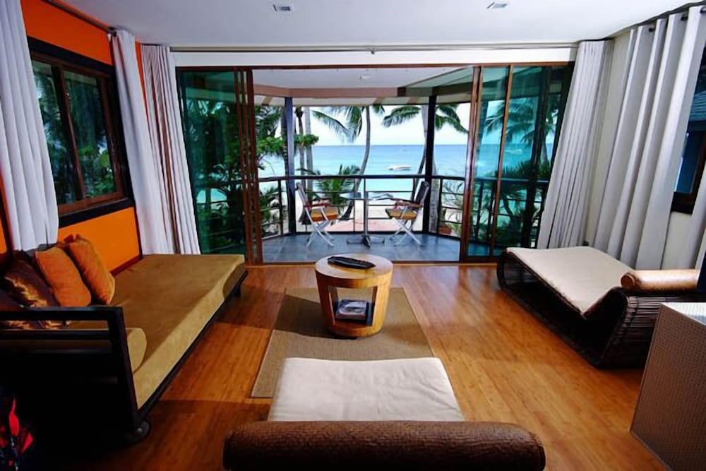 Boracay Beach Houses 35/50