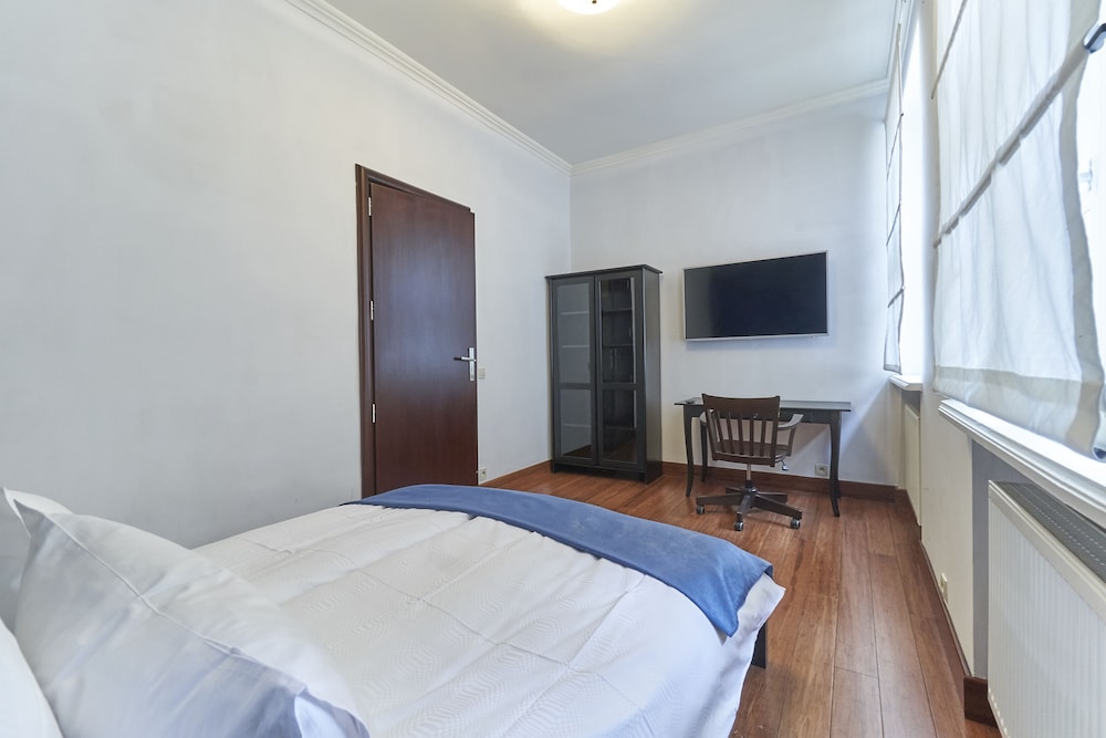 1 BEDROOM, DELUXE, APARTMENT