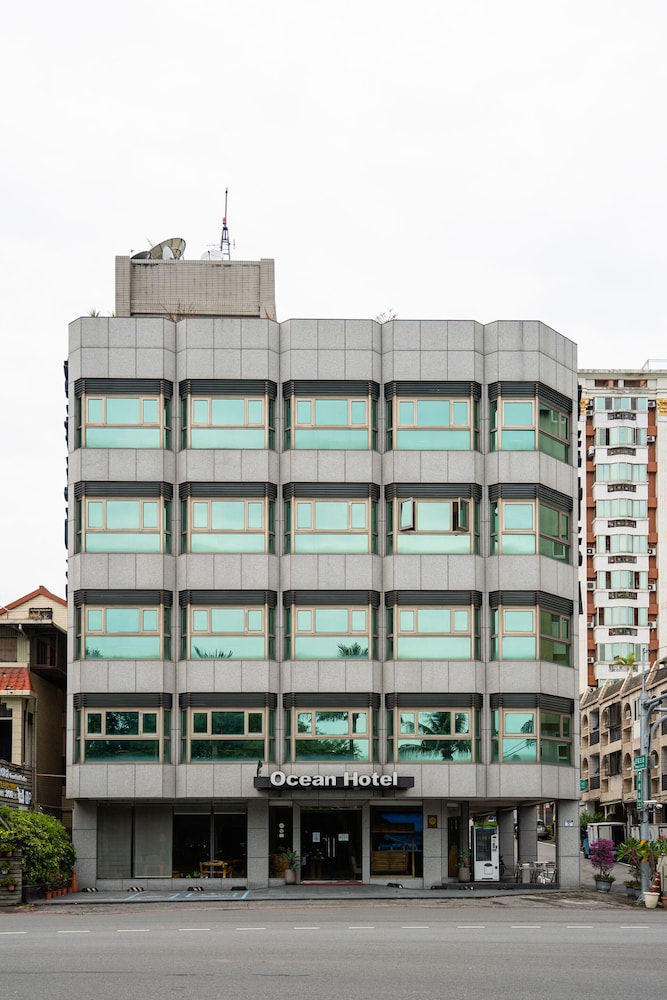 Hotel Ocean 4/32